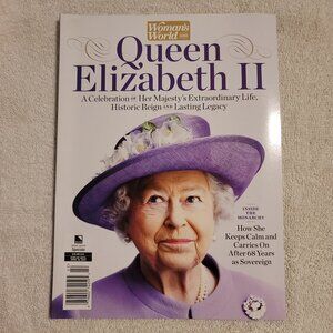M4. Woman's World Queen Elizabeth 2 Magazine